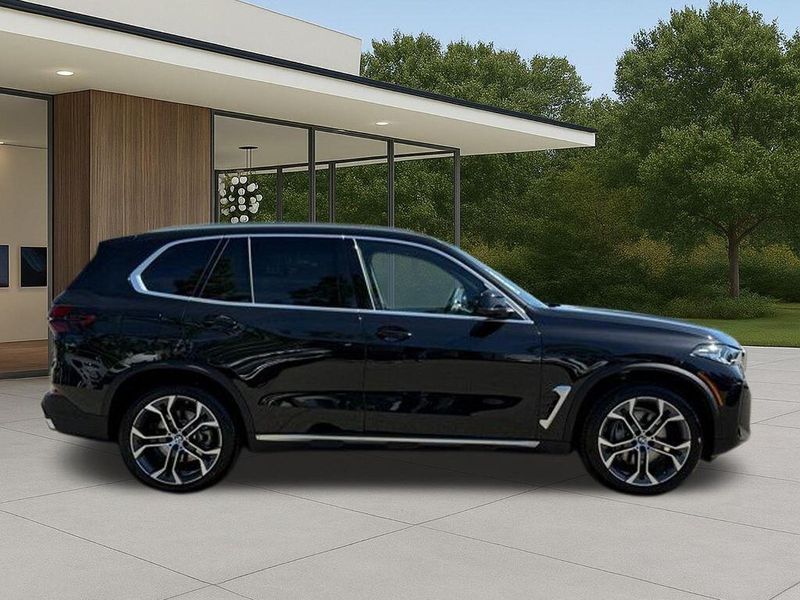 New 2026 BMW X5 xDrive40iImage 7