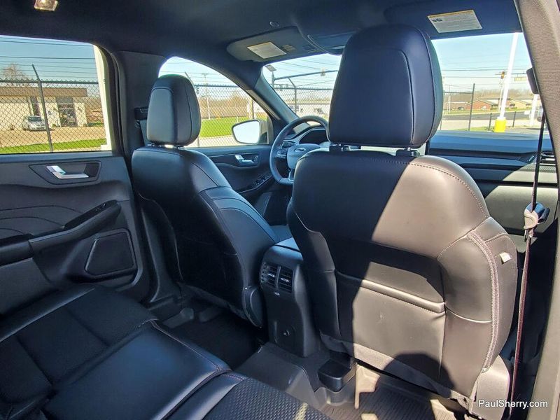 Used 2024 Ford Escape ST-Line