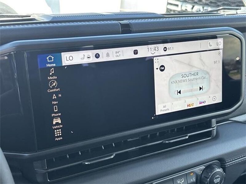 New 2025 Jeep Wrangler 4-door RubiconImage 18