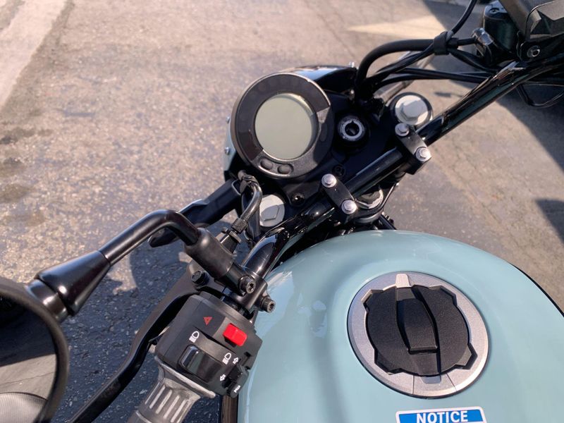 New 2025 Kawasaki ELIMINATOR SE ABS Image 22