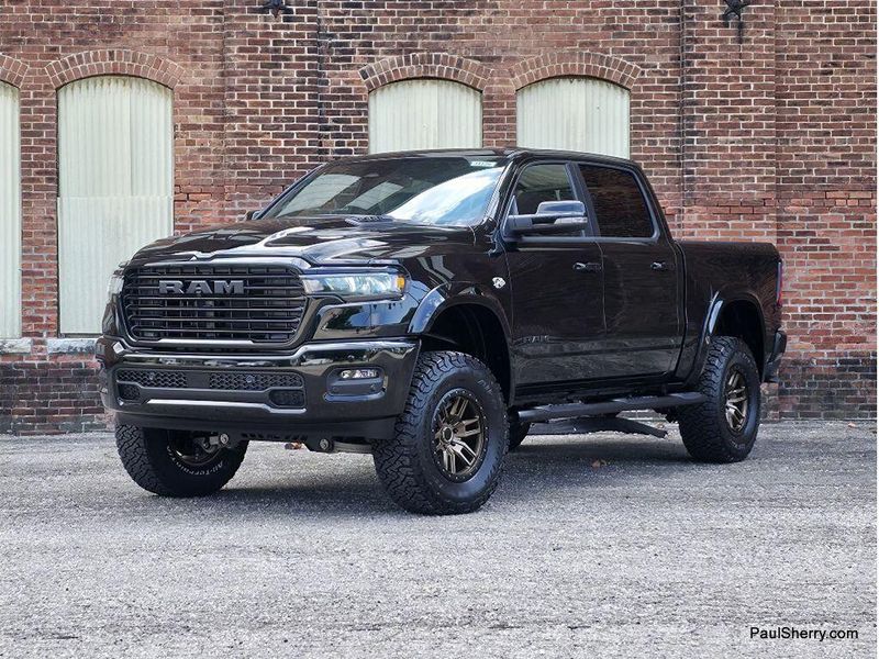 New 2026 RAM 1500 Laramie Crew Cab 4x4 5'7' Box