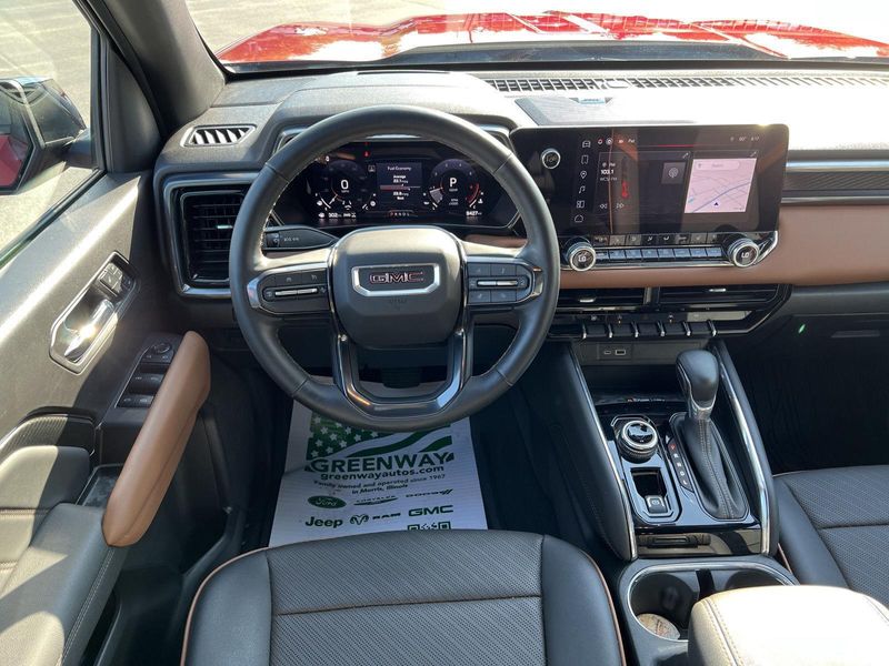 2024 Gmc Canyon AT4 photo 22