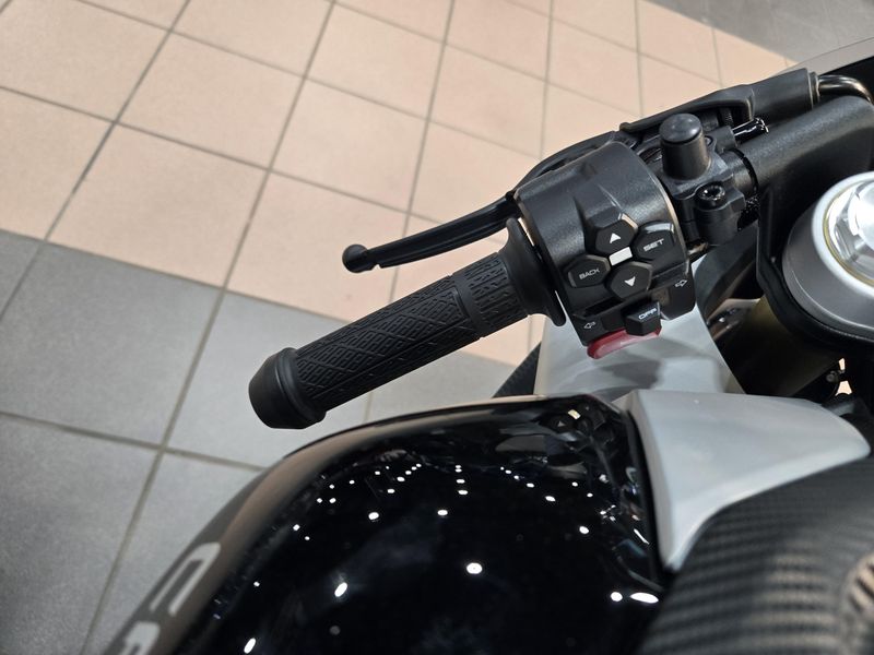 NEW 2026 CFMOTO 450SS Image 14