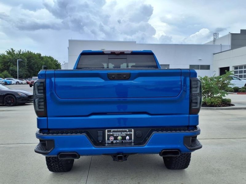 Used 2022 GMC Sierra 1500 AT4Image 18