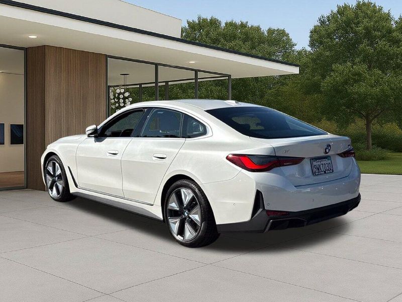 Used 2026 BMW i4 eDrive40Image 12