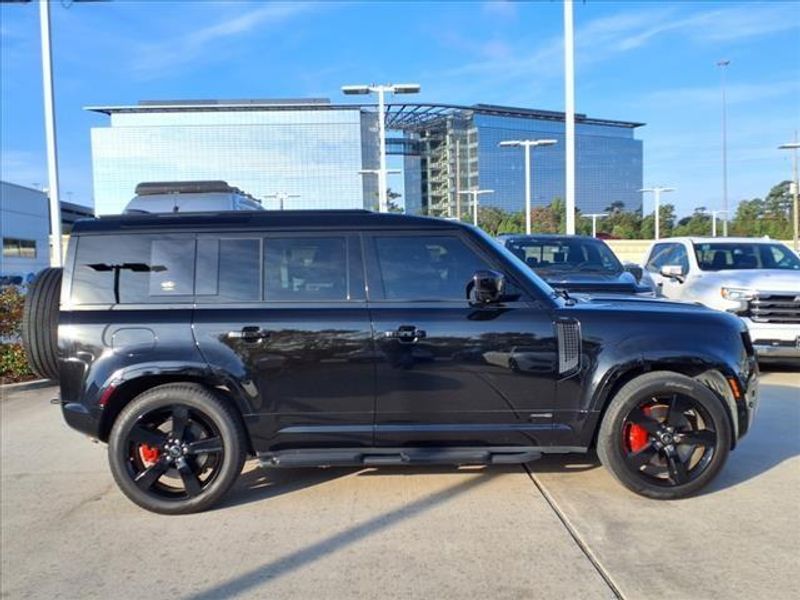 2021 Land Rover Defender 110 XImage 14