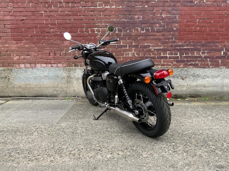 2025 Triumph Bonneville T120