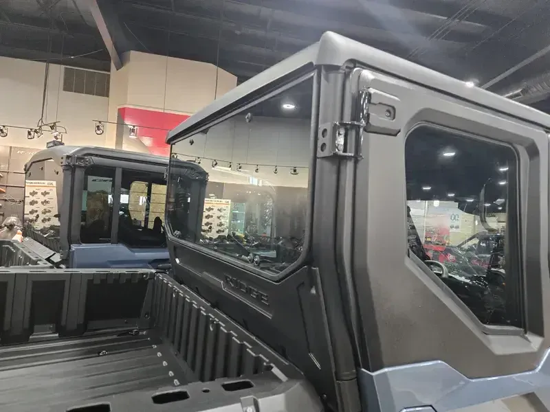 2025 Kawasaki RIDGE XR CREW HVAC Image 8