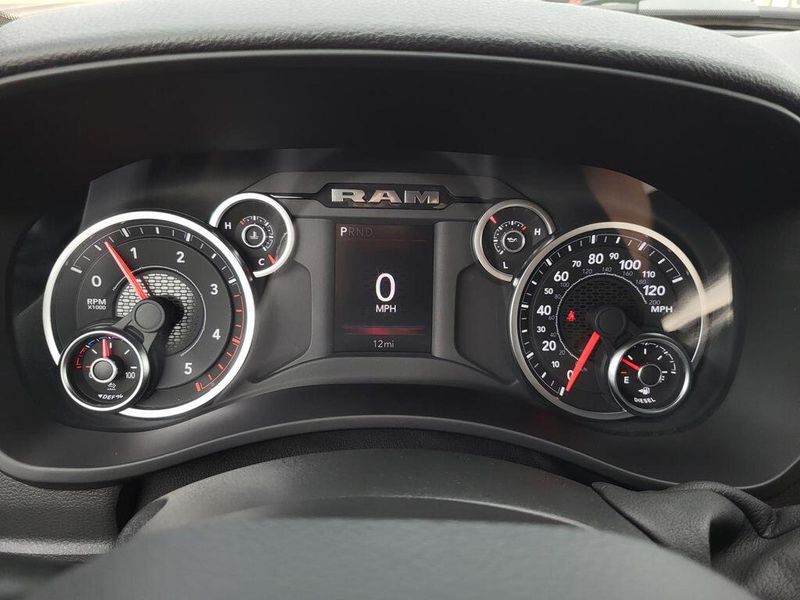 2025 RAM 2500 Tradesman Crew Cab 4x4 6