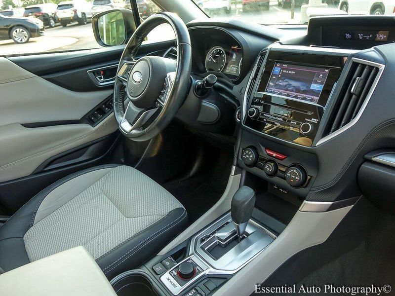 2021 Subaru Forester Premium photo 23