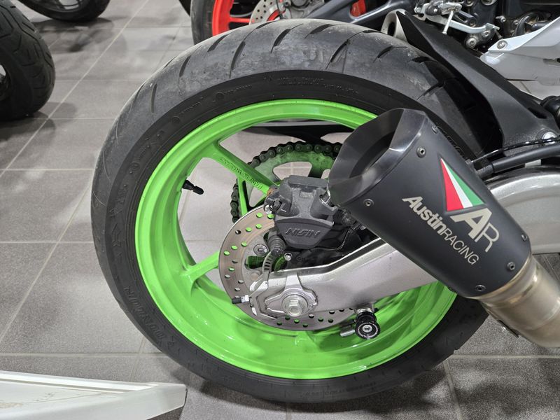 USED 2024 KAWASAKI NINJA ZX4RR ABS Image 18