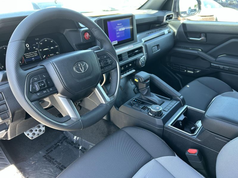 New 2025 Toyota Tacoma TRD SportImage 14