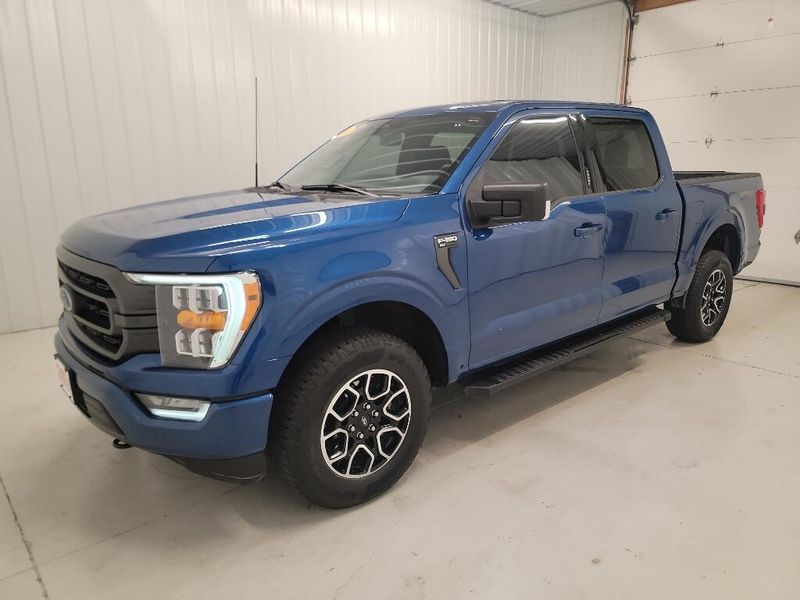 2023 Ford F-150 XLT photo 2