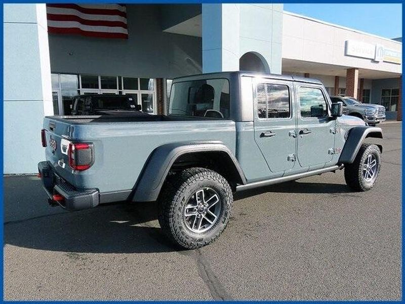 2025 Jeep Gladiator MojaveImage 6