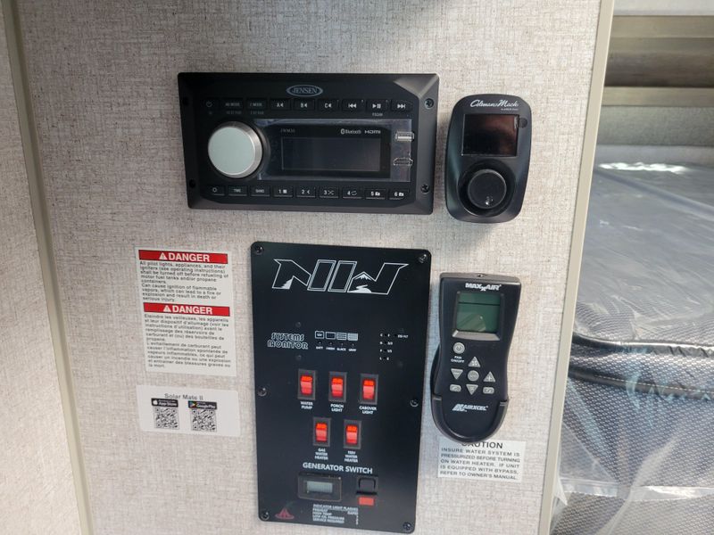 New 2027 NORTHWOOD MFG Arctic Fox 990Image 18