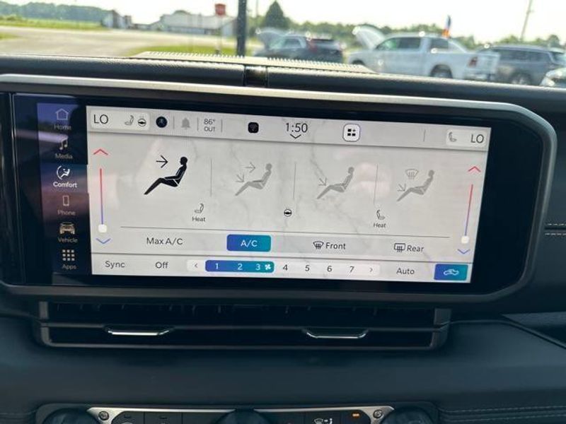 New 2025 Jeep Gladiator High Tide 4x4