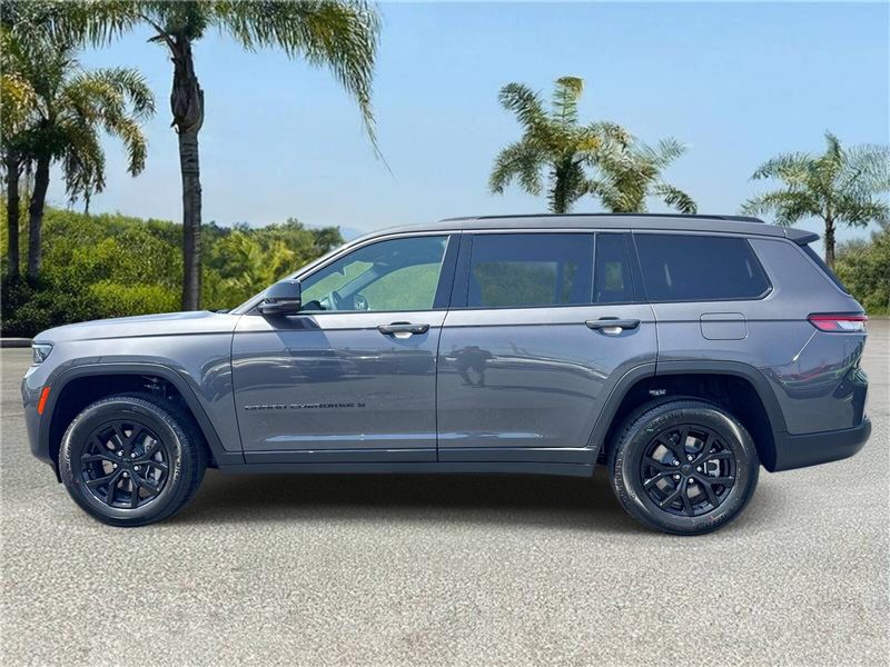 New 2026 Jeep Grand Cherokee L Laredo Altitude 4x2