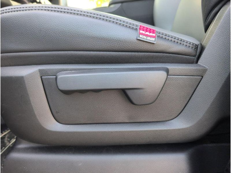 New 2026 RAM 3500 Tradesman Crew Cab Chassis 4x2 60