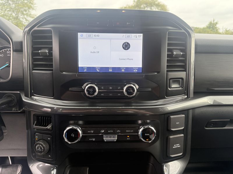 2022 Ford F-150 XLT photo 14