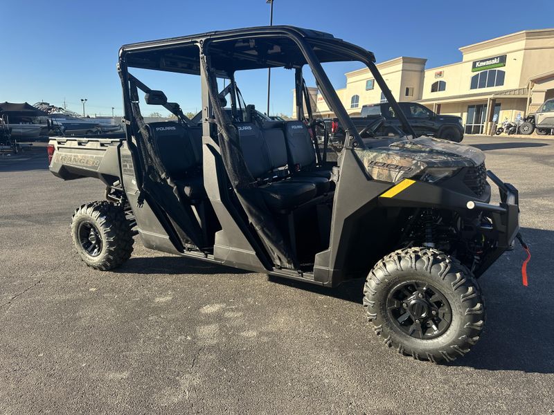 2025 POLARIS RANGER CREW 1000 PREMIUM PURSUIT CAMO in a POLARIS PURSUIT CAMO exterior color. Family PowerSports (877) 886-1997 familypowersports.com 