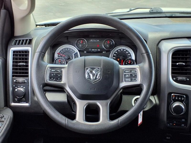 2023 Ram 1500 Classic SLT photo 18