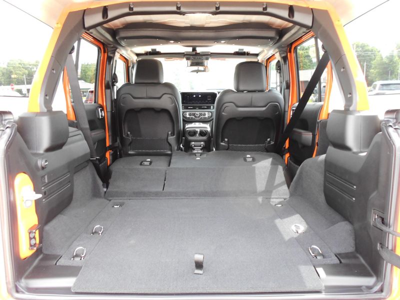 2025 Jeep Wrangler 4-door RubiconImage 17