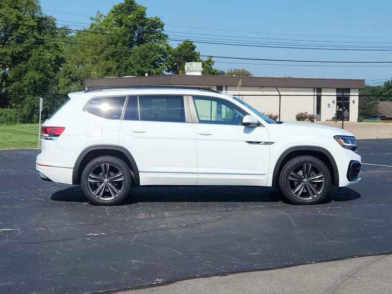 Used 2021 Volkswagen Atlas 3.6L V6 SE w/Technology R-Line