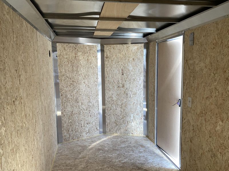 New 2026 MIRAGE 6 X 12 XE Image 9