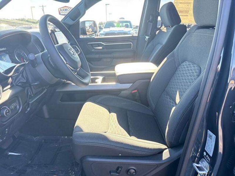 2026 RAM 1500 Big Horn Crew Cab 4x4 5'7' Box