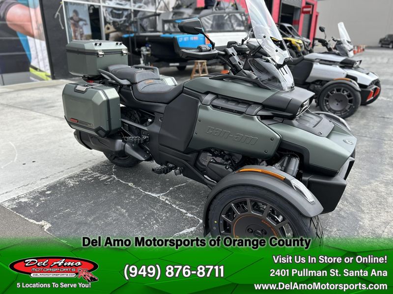 2025 Can-Am CANYON REDROCK Image 6