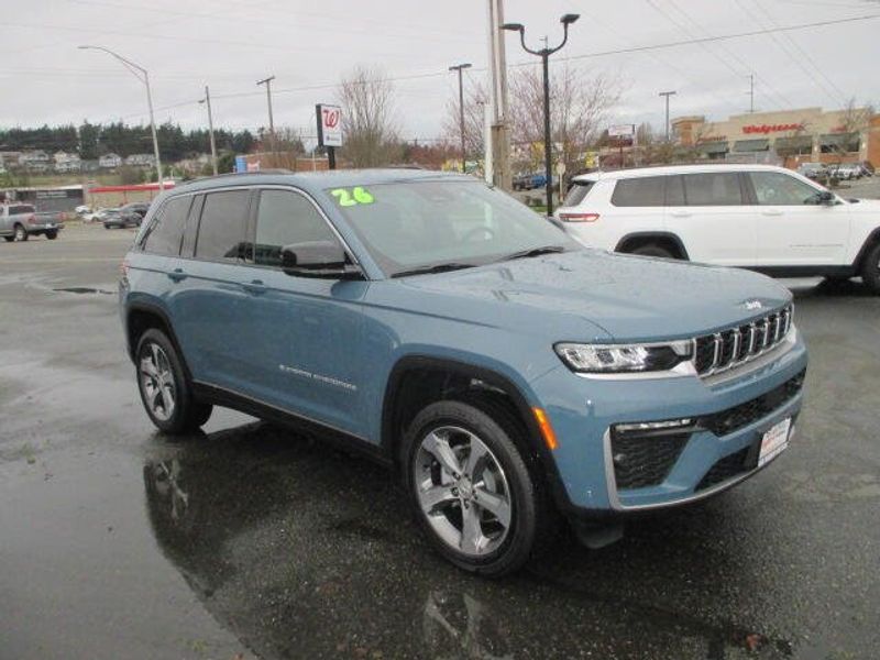 New 2026 Jeep Grand Cherokee Limited 4x4Image 5