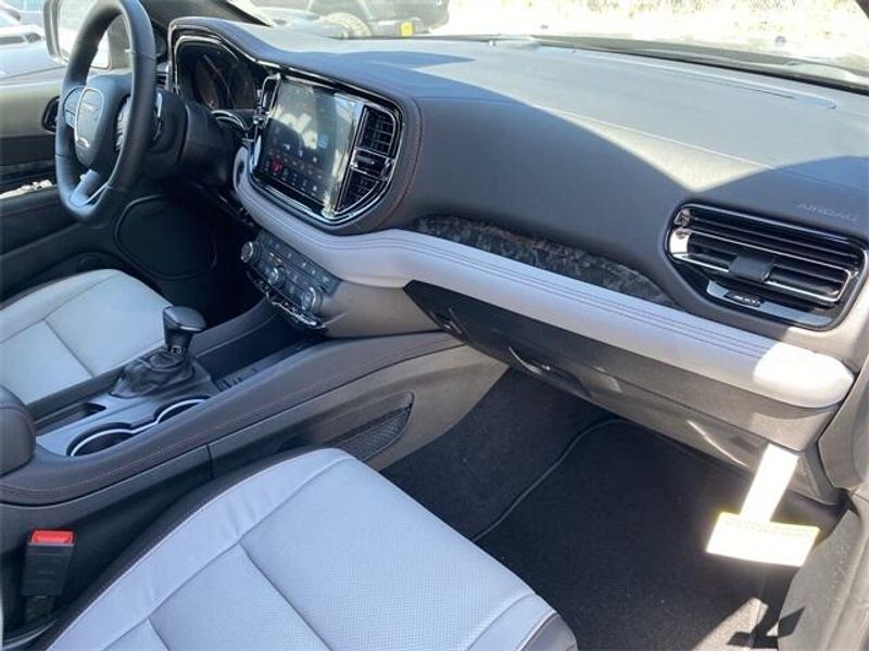 New 2024 Dodge Durango R/T Premium RwdImage 13