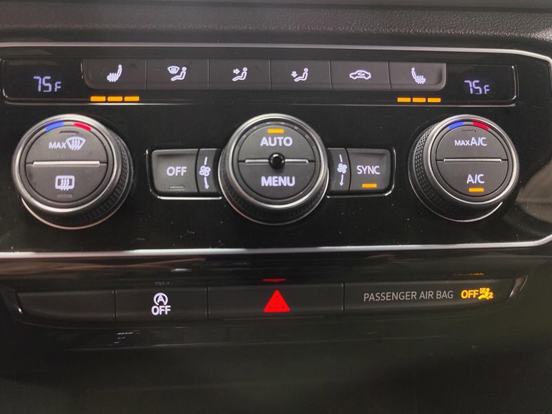 Used 2020 Volkswagen Atlas Cross Sport SEL AWD w/Sunroof/NavImage 26