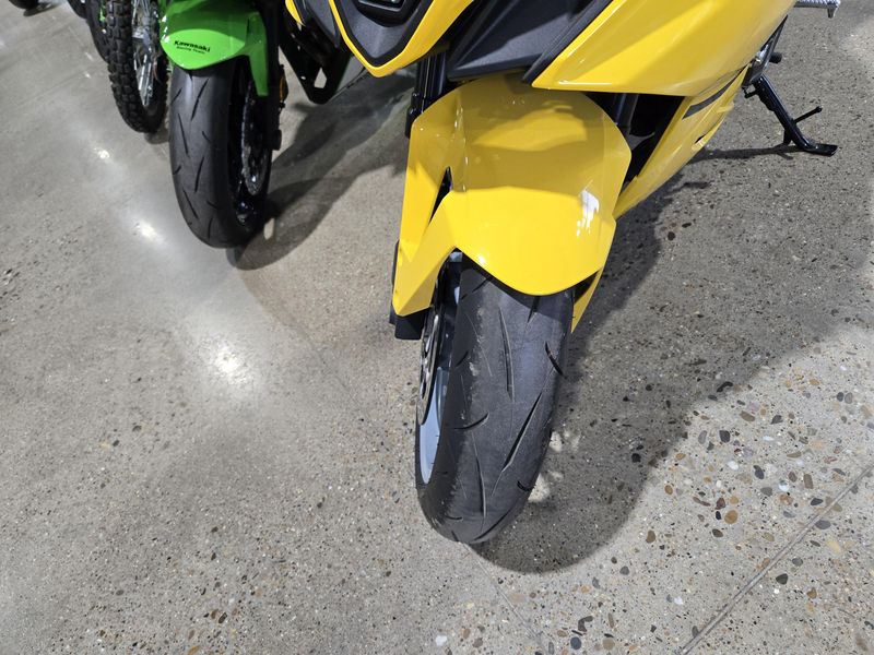 2024 Suzuki GSXS 8R Image 10