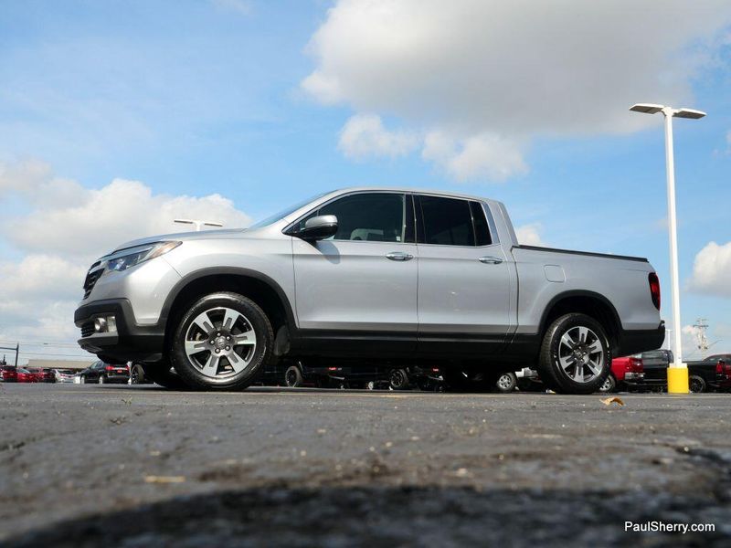 2017 Honda Ridgeline RTL-E photo 7