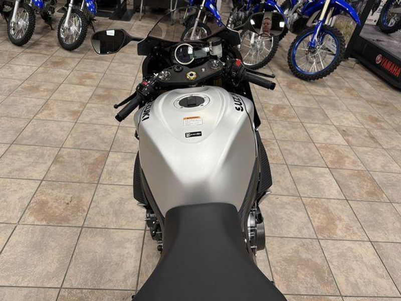 New 2026 Suzuki GSX-R750 Image 23