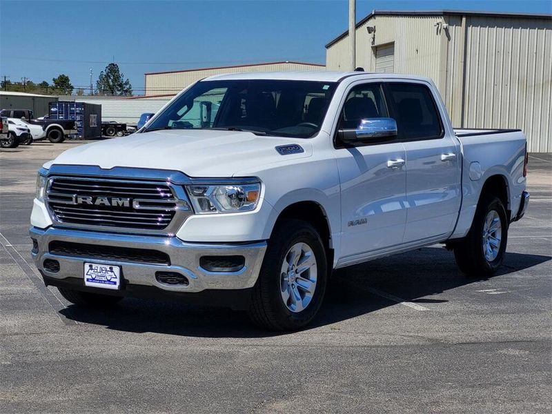 2024 RAM 1500 LaramieImage 3