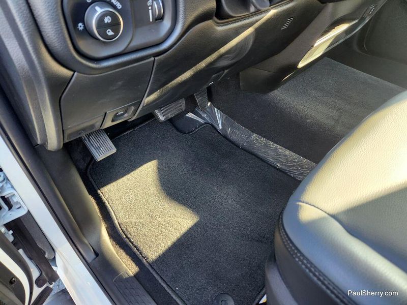 New 2026 RAM 2500 Tradesman Regular Cab 4x4 8' Box