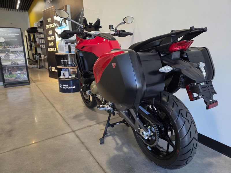 New 2025 Ducati Multistrada V4 S Travel  Radar 