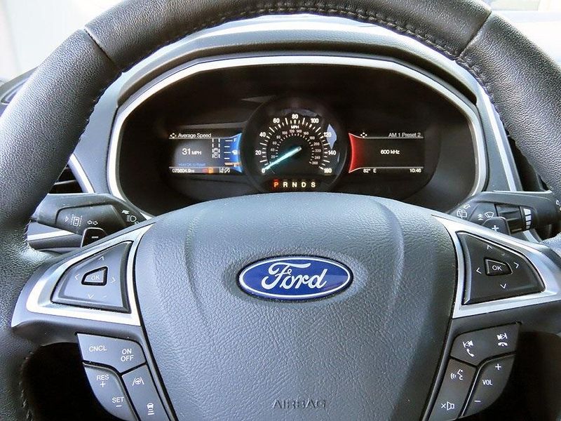 2019 Ford Edge SELImage 15