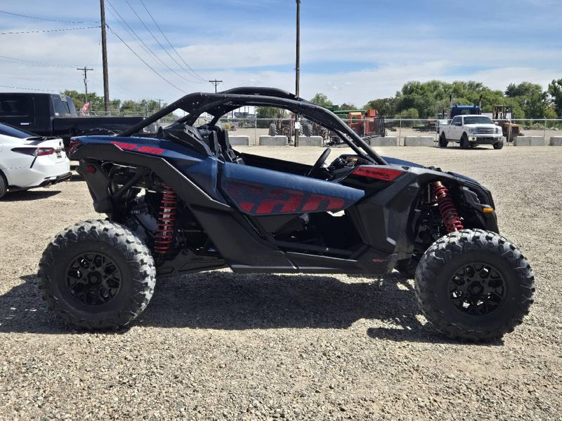 New 2026 Can-Am MAVERICK RS 72 T 