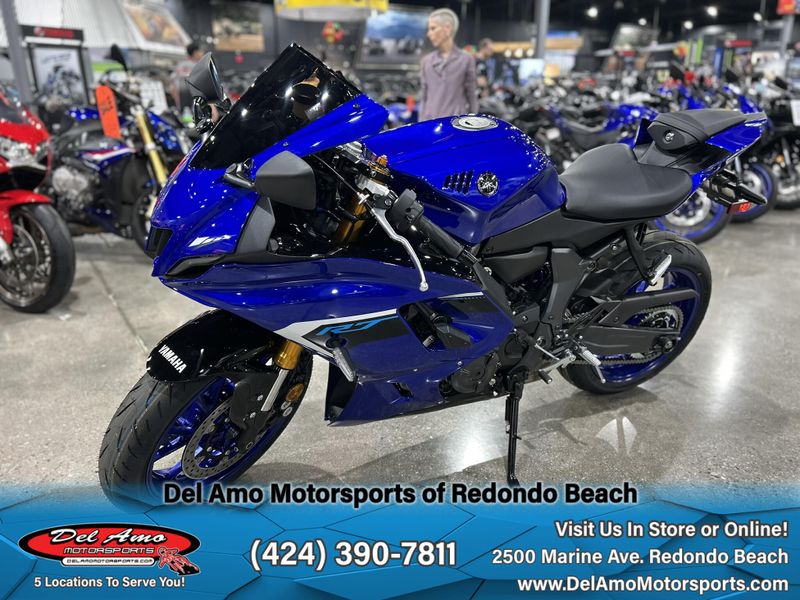 2025 Yamaha YZF-R7 Image 4