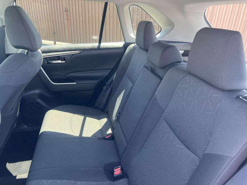 Used 2021 Toyota RAV4 XLEImage 19