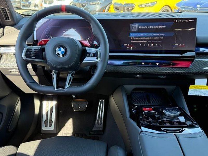 New 2026 BMW M5 BaseImage 24