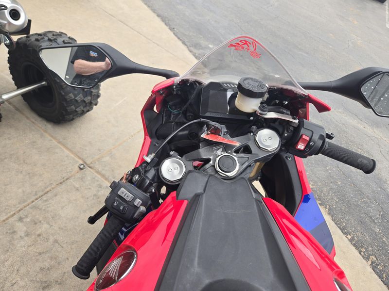 USED 2024 HONDA CBR1000RR BASE Image 15