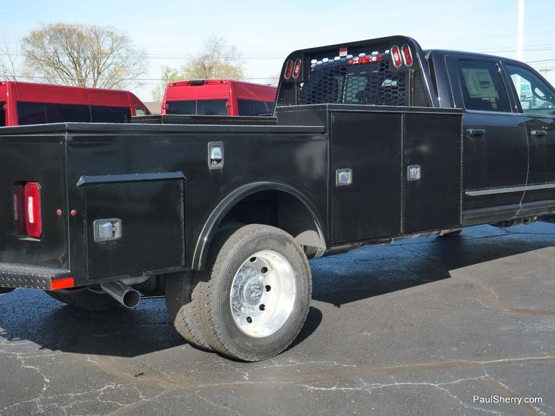 2023 RAM 4500 Limited Chassis Crew Cab 4x4 84