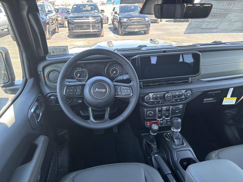 New 2026 Jeep Gladiator Mojave X 4x4Image 19