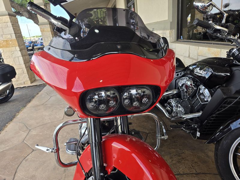 USED 2010 HARLEY ROAD GLIDE CUSTOM BASE Image 7