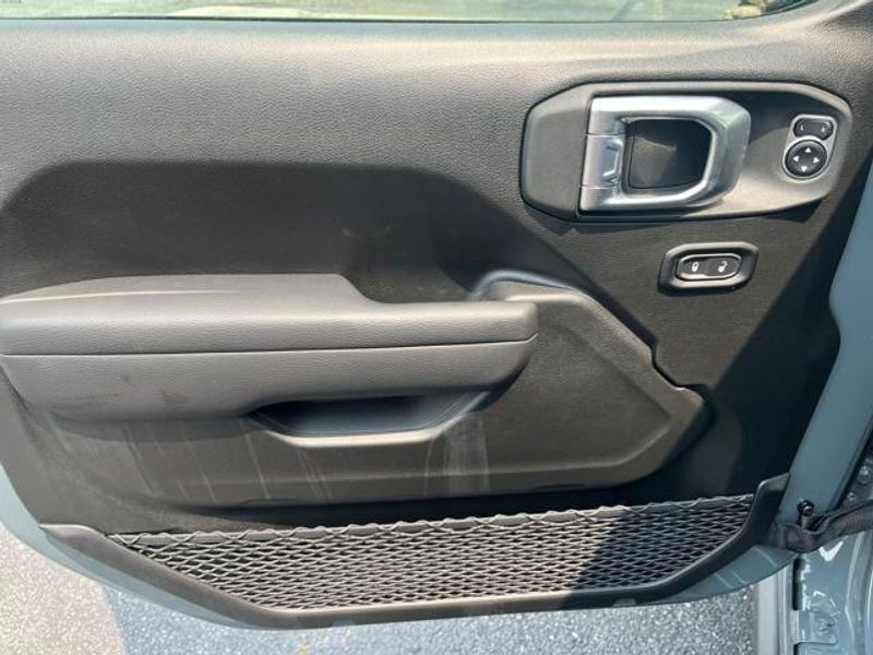 2025 Jeep Wrangler 4-door Willys