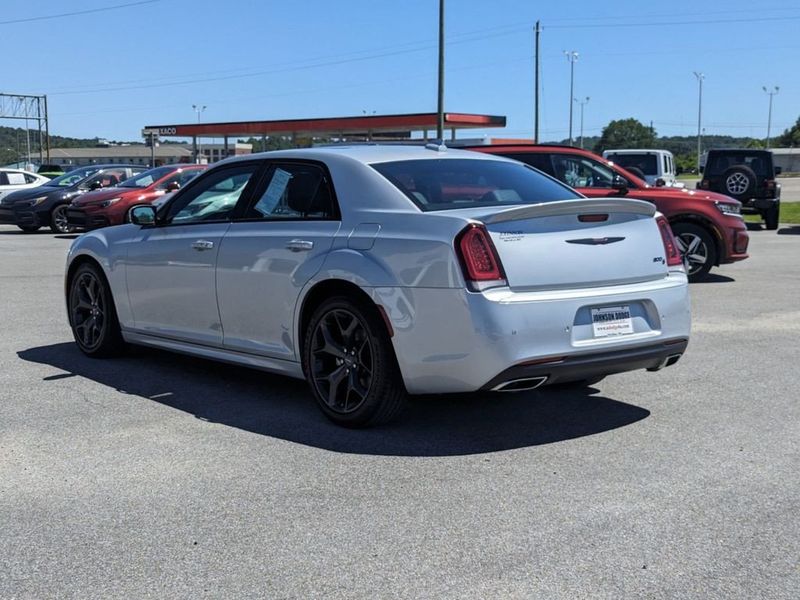 2022 Chrysler 300 300SImage 5